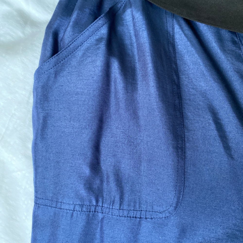 Roni NYC Jumpsuit with Belt - Picture 3 of 4